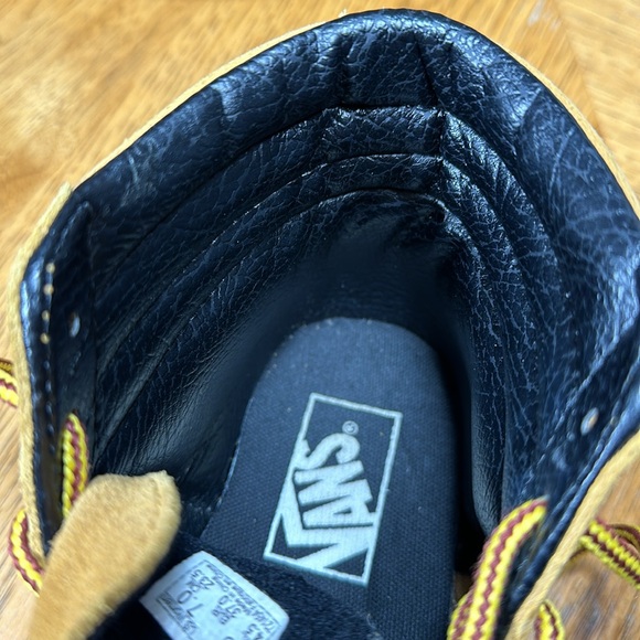 VANS Suede Sk8-Hi Skate Shoe - Wheat / Black - Picture 12 of 16